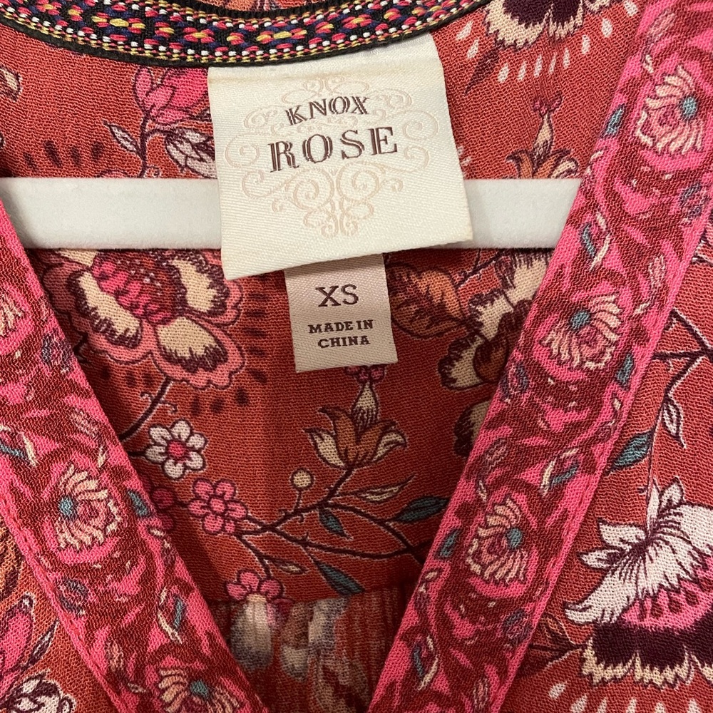 Floral V-Neck Dress in by Knox Rose - XS - Picture 5 of 6